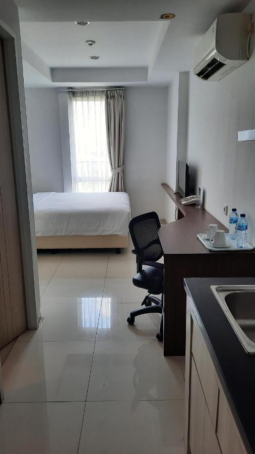 Azalea Suites Cikarang By Jayakarta Group Екстериор снимка